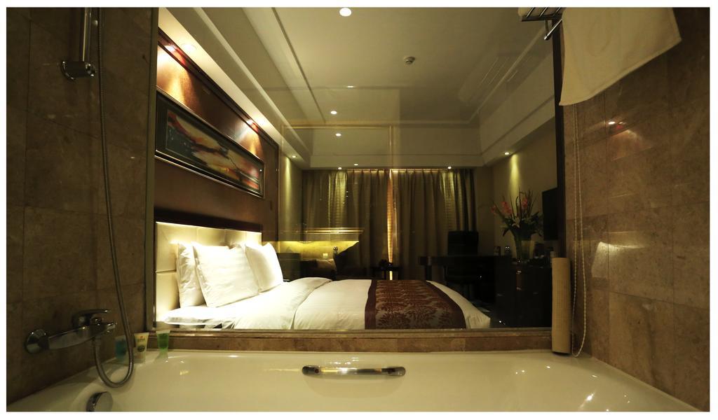 Zhengzhou Jianguo Hotel Εξωτερικό φωτογραφία